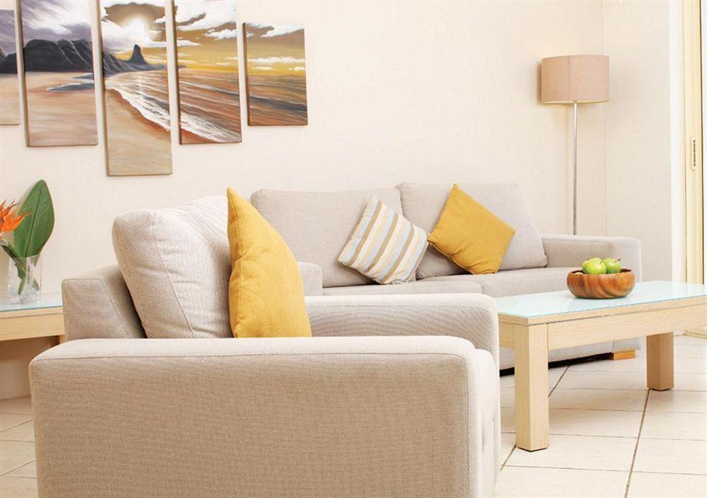 เซอร์วิสอพาร์ทเมนท์สเทอร์ริกัลเซลส์ Aparthotel ภายนอก รูปภาพ